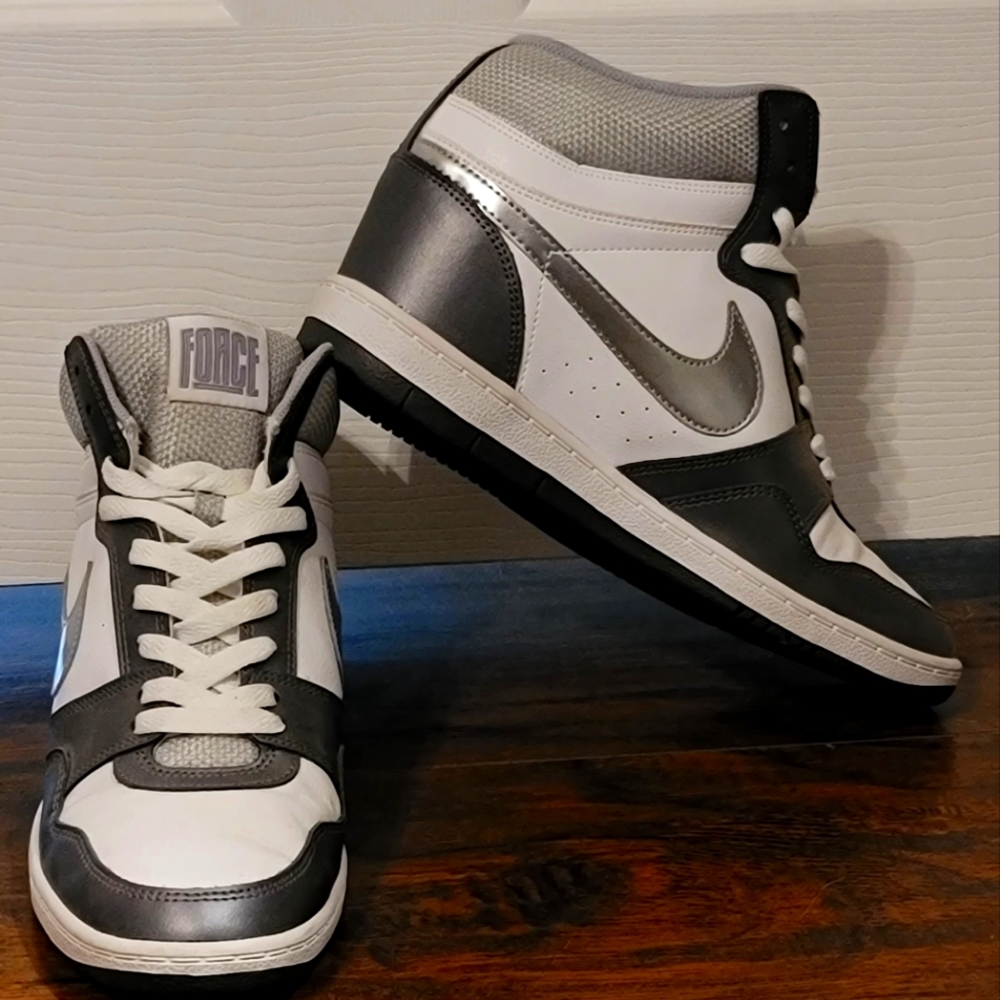 Nike wedged sneakers